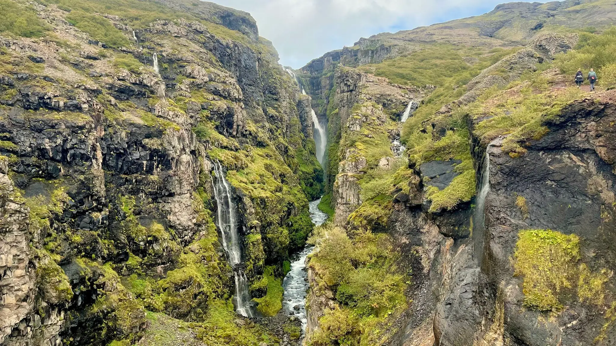 Viewpoint over Glymur at 2.15km