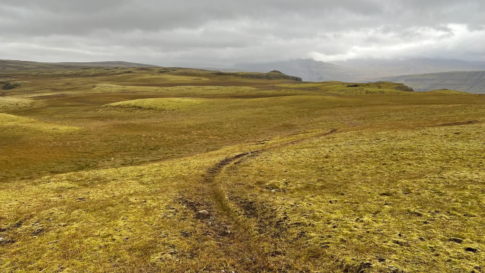 Relatively flat plateau