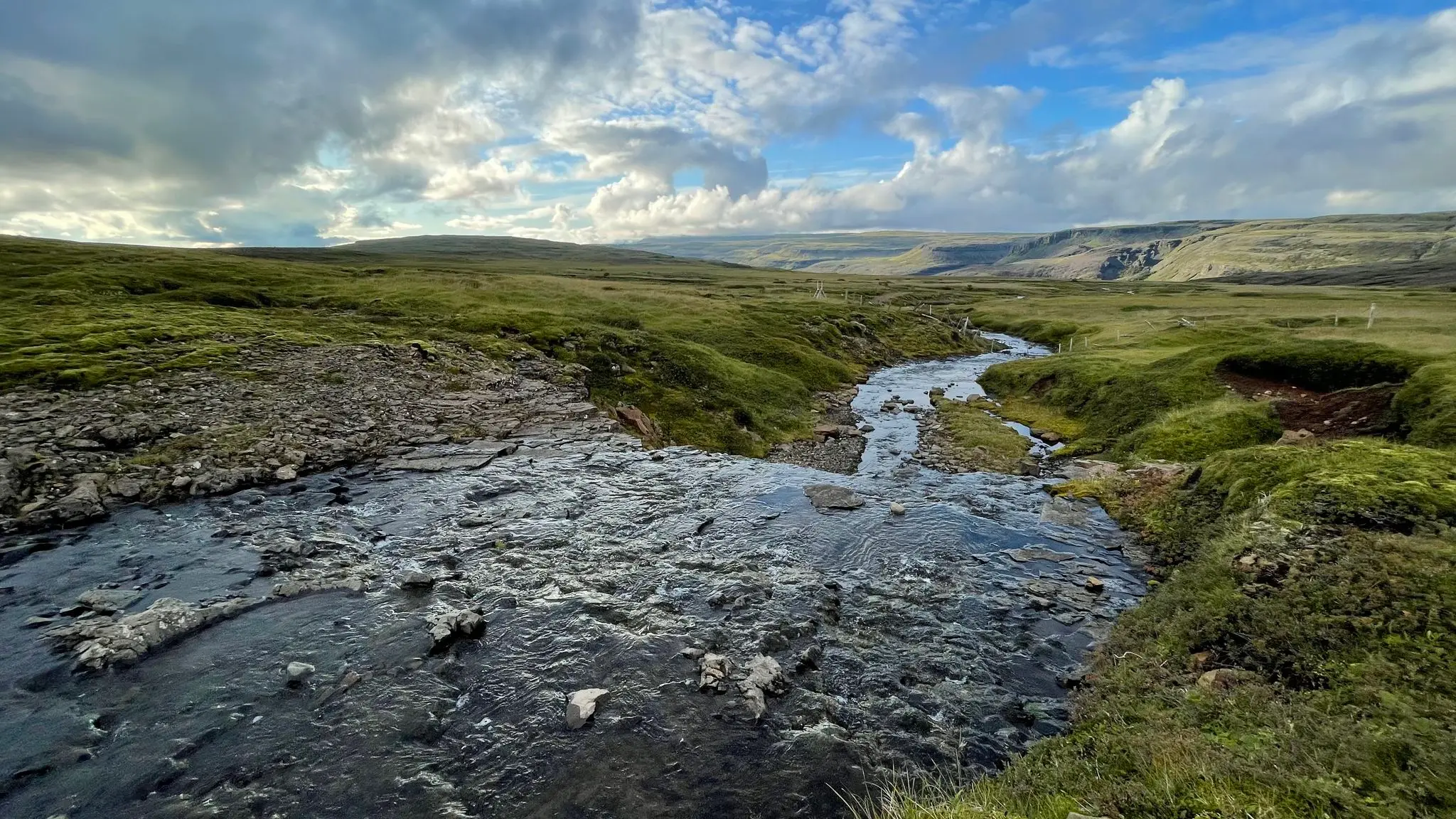 Cross a tributary then pick up Leggjabrjótur
