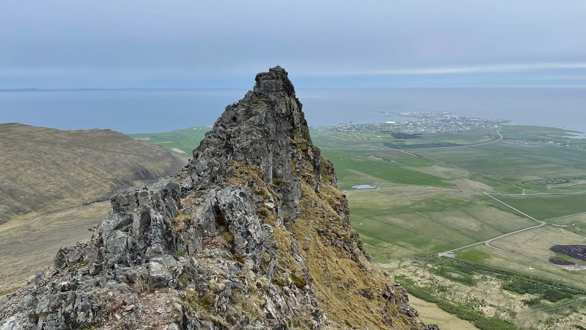 Peak at 12.3km