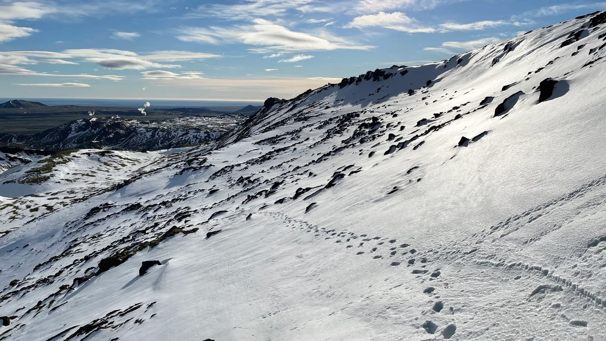 Descending into Innstidalur